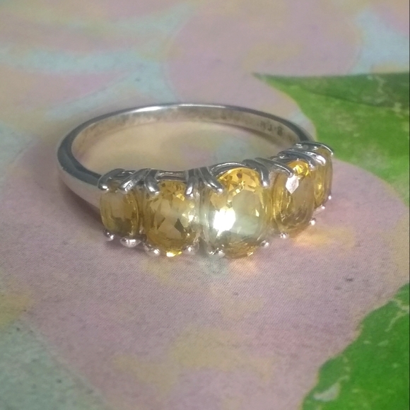 .925 Sterling Silver Lovely Citrine Oval Round Gemstone Solid Band Ring - Picture 3 of 7